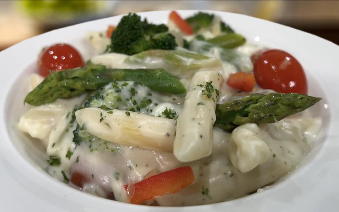 Creamy Garlic Pasta Sauce Recipe: Easy & Delicious