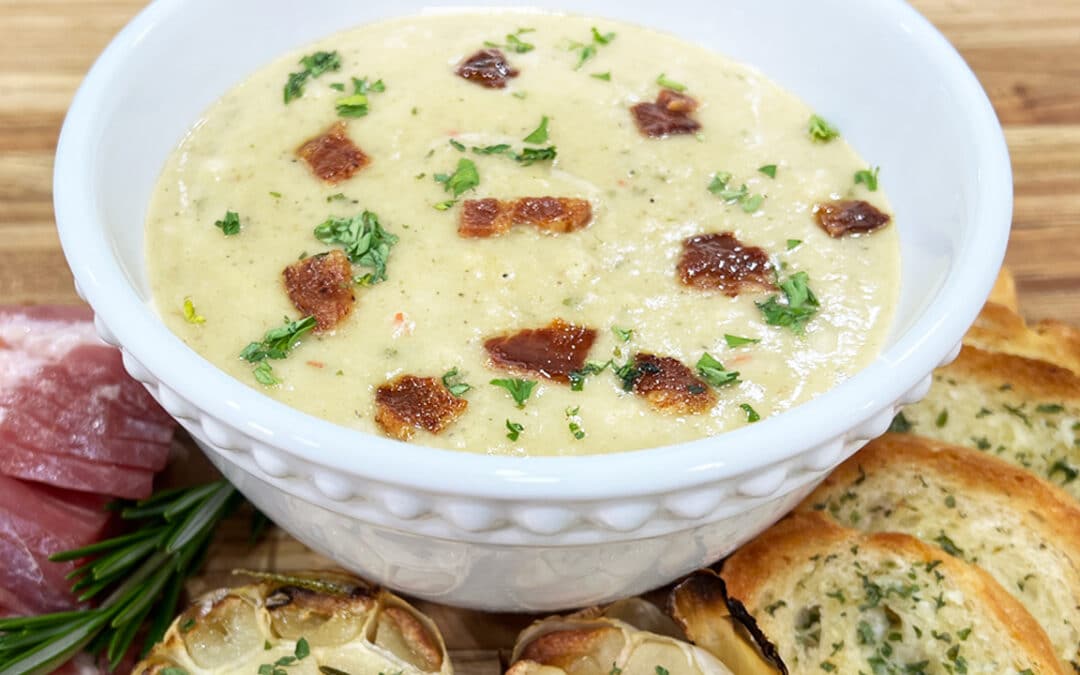 Creamy Garlic Soup With Bacon